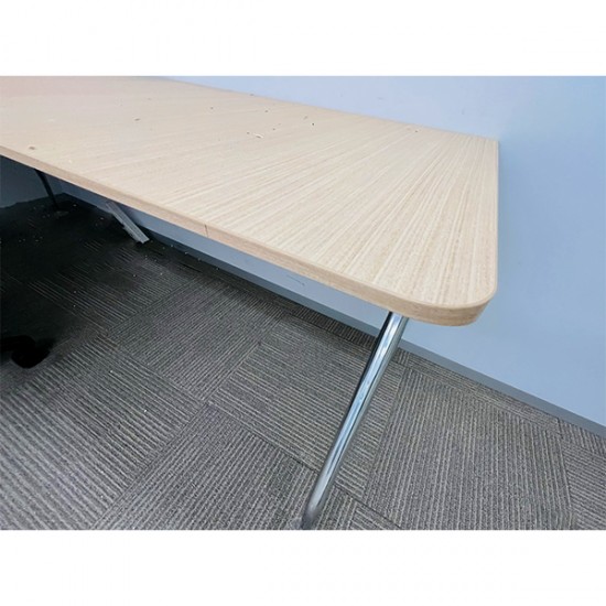 Corner Desk with Aluminum Base