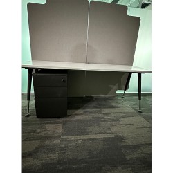 Office Single Desk for Office Use In Good Condition