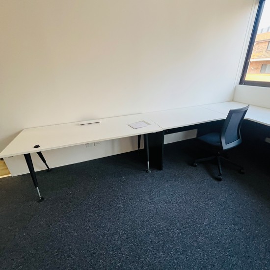 Office  Desk In Good Condition