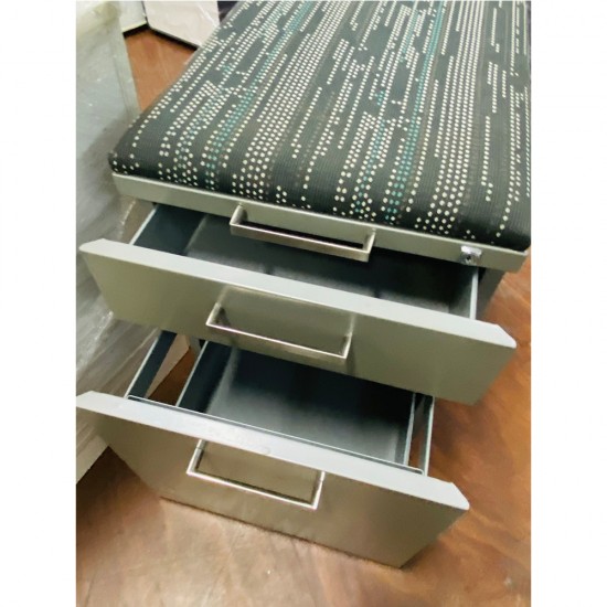 Drawer With Cushion Top In Good Condition