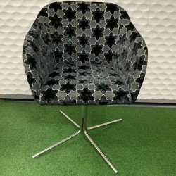 Lounge Chair In Good Condition