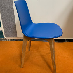 Enea Lottus Chair