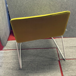 UCI 	Bria lounge chair 