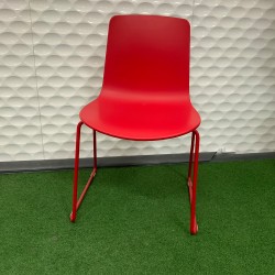 Enea Lottus Sledge Chair In Good Condition