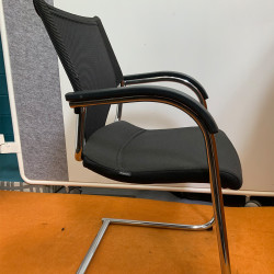 Wilkhahn 287/81 Modus Executive Cantilever Chair 