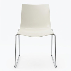 Arper Catifa 46 Chair In Good Condition