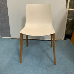 Arper Catifa 46 Chair