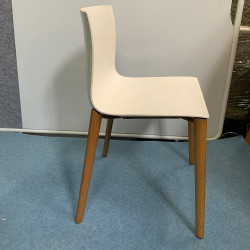 Arper Catifa 46 Chair