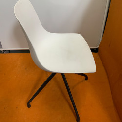 Dining Chair In Good condition