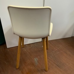 AAC 12 Chair 