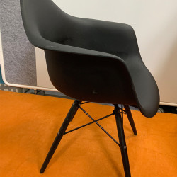 Herman Miller Eames Chair