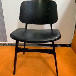 Fredericia Søborg chair, potentially model 3052 