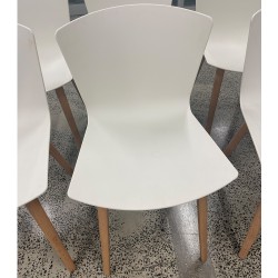 Sellex Slam Chair With Wooden Legs In Good Condition