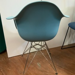 Eames Plastic Armchair DAR By Vitra