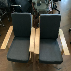 Antique Outdoor Indoor Lounge Chair Wooden in Good Condition 