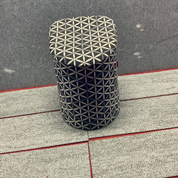 Artifort	Stool