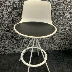 Lottus Barstool In Good Condition