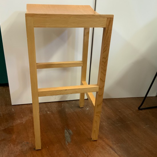 Backless Barstool Natural In Good Condition