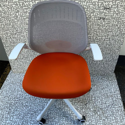 Dingyou	V8 Chair