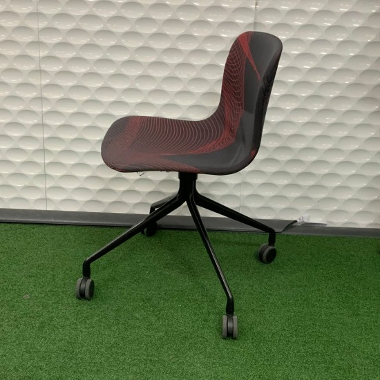 Fabric Meeting Chair In Good Condition