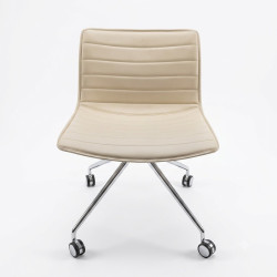 Arper Catifa 46 Castor chair