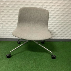 Hay	A Chair AAC 15 Chair