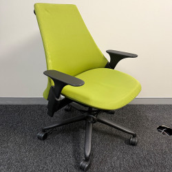Genuine Herman miller Sayl  office chair in Good condition
