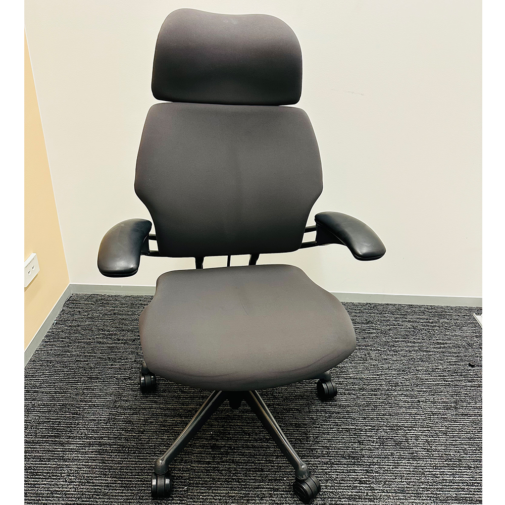 Humanscale Freedom Headrest High Back Task Chair - Black Fabric In Good ...