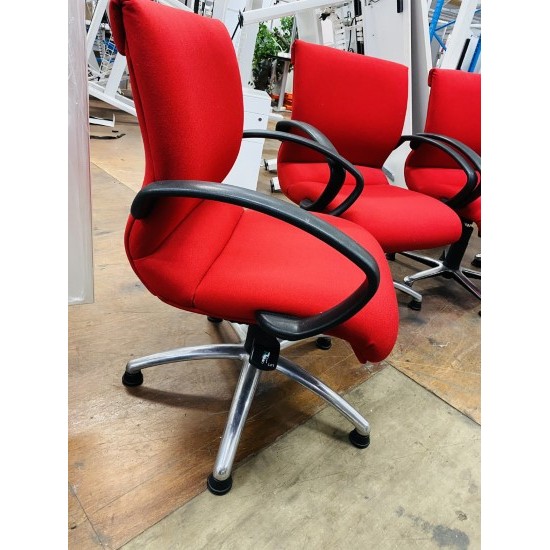 Red Comfortable Office Chair 