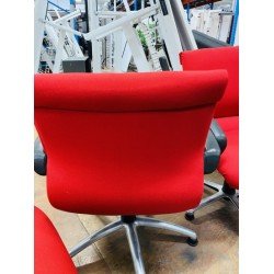 Red Comfortable Office Chair 