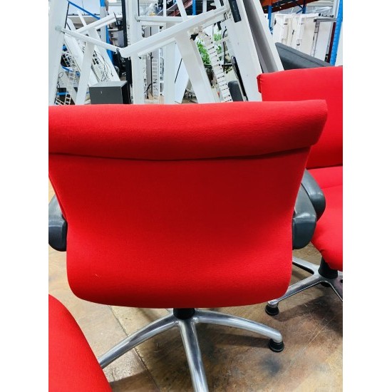 Red Comfortable Office Chair 