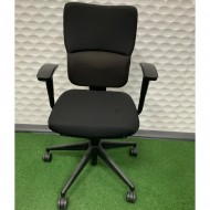 Let’s B Chair By Steelcase Chair In Good Condition