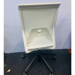 Vitra ID Chair In Good Condition