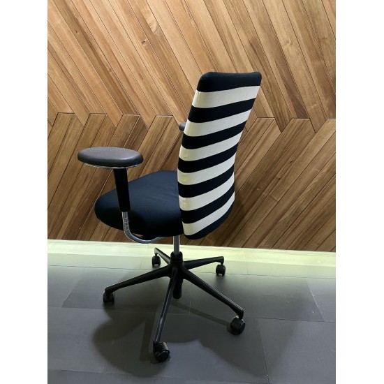 Vitra T Desk Chair