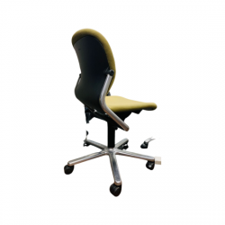 Wilkhahn FS 211/8 Swivel Chair