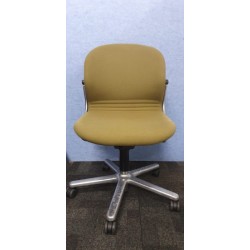 Wilkhahn FS 211/8 Swivel Chair