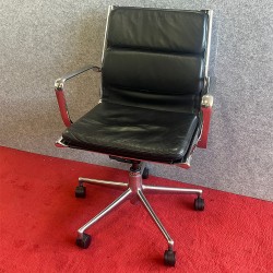 Leather Chair With Steel Base In Good Condition