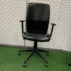 Diami Office High Back Chair In Good Condition