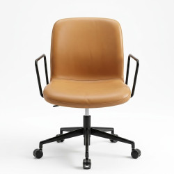  Grado Leather Chair In Good Condition