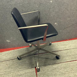 Paustian	 Spinal Chair 44