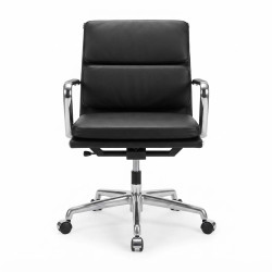 Soft Chair Made by Stockexpress In Good Condition