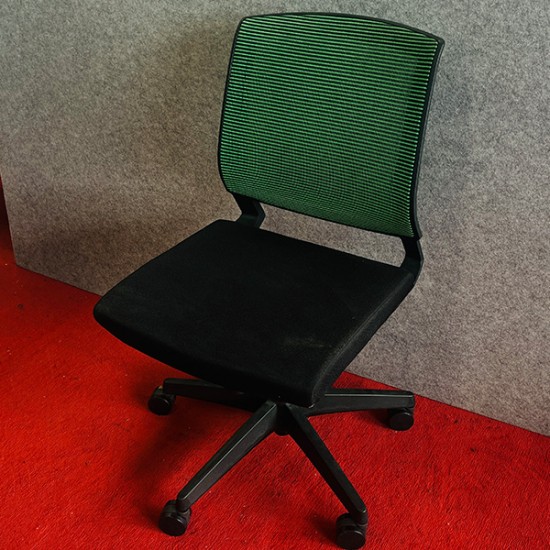 Mesh Back Chair In Good Condition