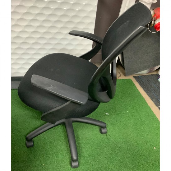 Mesh Office Chair In Good Condition