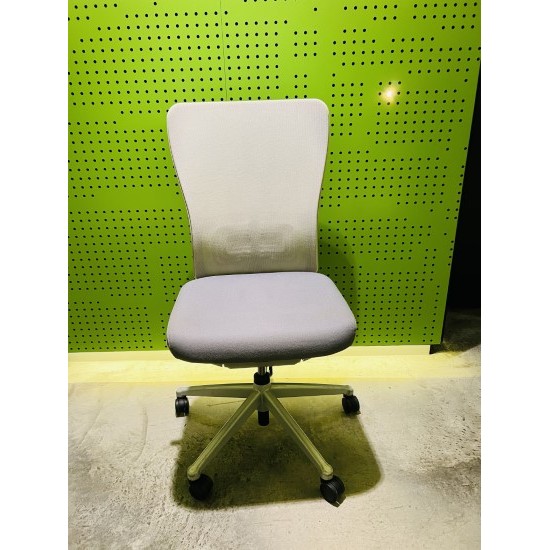 Haworth Zody chair in good condition 