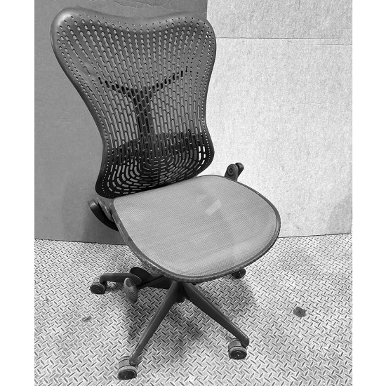 Mirra 2 chair by Herman-miller