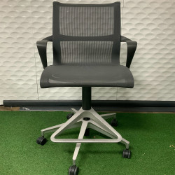 Herman Miller’s Setu Work Stool provides