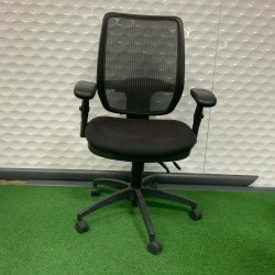 Krost Future II Mesh Back Office Chair In Good Condition