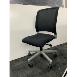 Meeting Mesh with Seat Pad