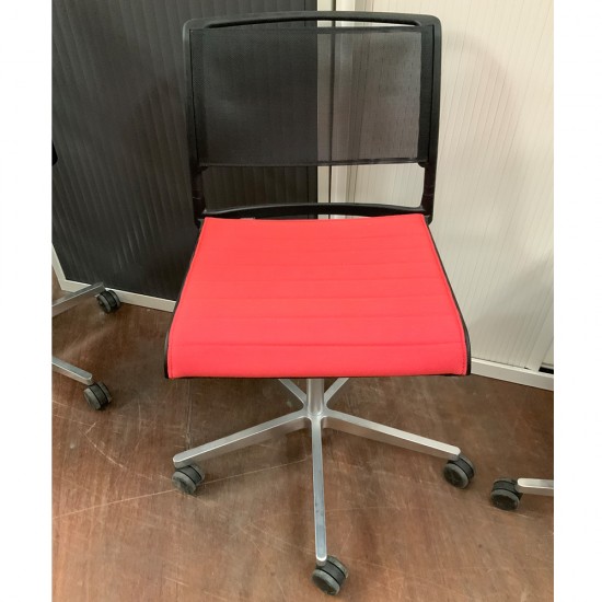 232/1 Range 230 Swivel chair by Wilkhahn