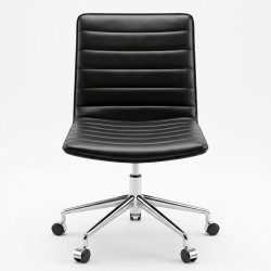Chino Chair In Good Condition